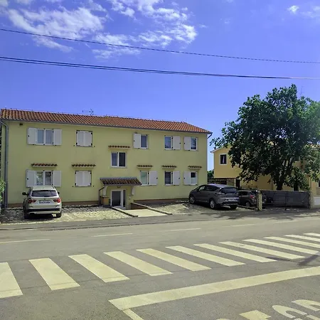 Apartment Sisi